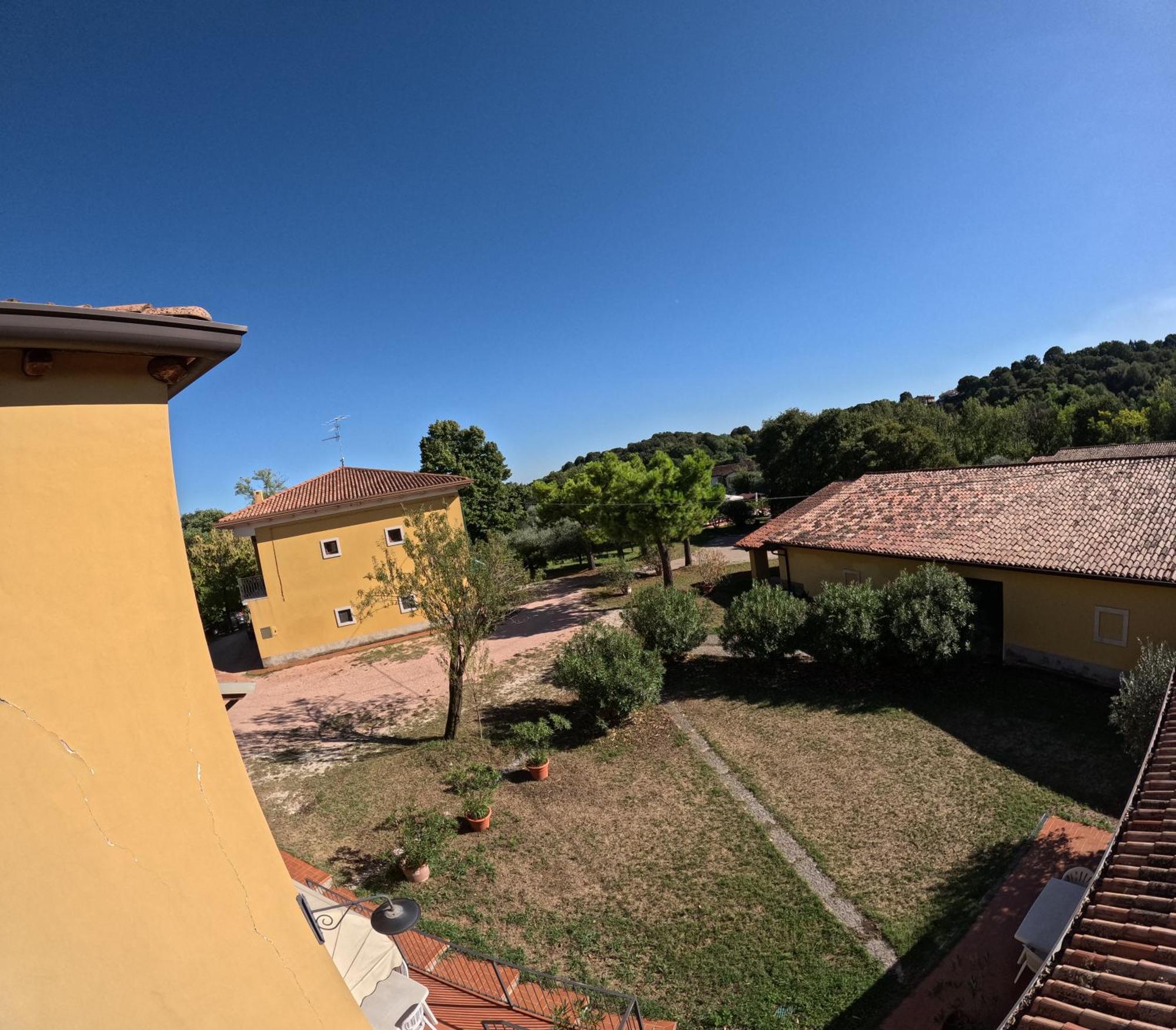 Agriturismo Gardenali Volta Mantovana Bilik gambar