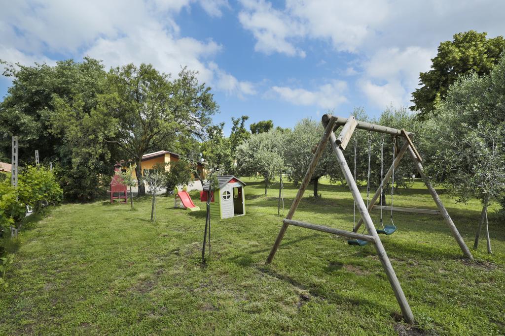 Agriturismo Gardenali Volta Mantovana Luaran gambar